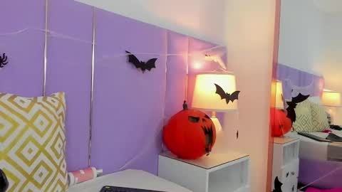 Sophy online show from 17, 10, 2025