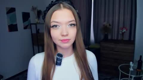 Snapshot of sophystarks chatting on 26, 11, 2025 Emilia You can call me Emmy online show from 26, 11, 2025