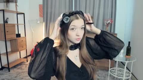 Snapshot of sophystarks chatting on 14, 12, 2025 Emilia You can call me Emmy online show from 14, 12, 2025