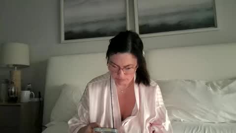 NaughtyMommy online show from 28, 5, 2026
