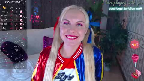 Lisa online show from 10, 10, 2025