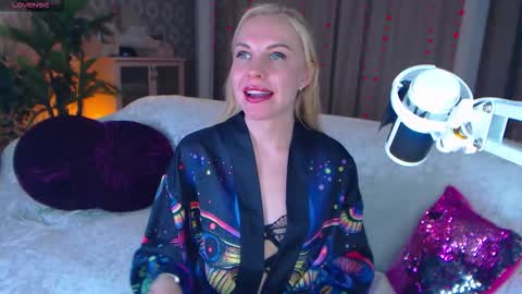 Lisa online show from 26, 11, 2025