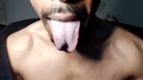 Snapshot of soullov chatting on 2, 8, 2026 soullov - TotalOutPlayer1 Twitter and Onlyfans online show from 2, 8, 2026