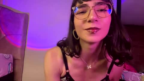 Snapshot of soulmate_aura chatting on 5, 11, 2025 Soul Aura online show from 5, 11, 2025