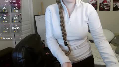 Snapshot of southerbunny chatting on 2, 1, 2025 Bunnydathug online show from 2, 1, 2025