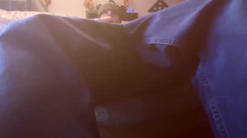 Snapshot of southern_guy_69 chatting on 21, 11, 2025 southern_guy_69 online show from 21, 11, 2025