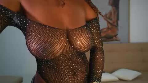 Snapshot of sow_fitt chatting on 15, 11, 2025 sow_fitt online show from 15, 11, 2025