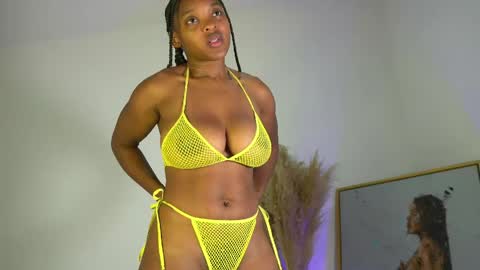 Snapshot of sow_fitt chatting on 3, 5, 2026 sow_fitt online show from 3, 5, 2026