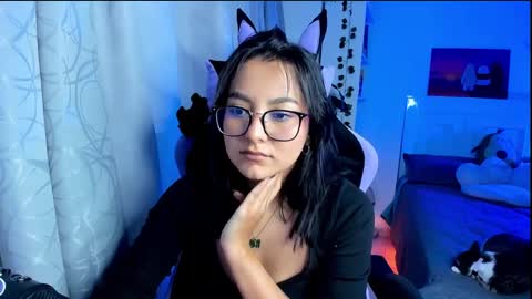 Snapshot of soy___lili chatting on 11, 12, 2024 Lili online show from 11, 12, 2024