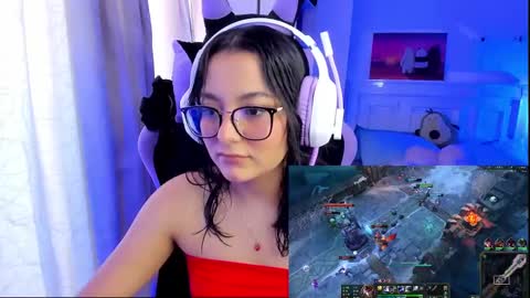 Snapshot of soy___lili chatting on 27, 1, 2025 Lili online show from 27, 1, 2025