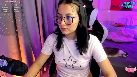 Snapshot of soy___lili chatting on 1, 3, 2025 Lili online show from 1, 3, 2025