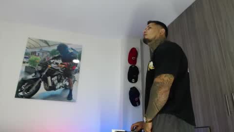 Snapshot of soy_apolo chatting on 7, 11, 2025 soy_apolo online show from 7, 11, 2025