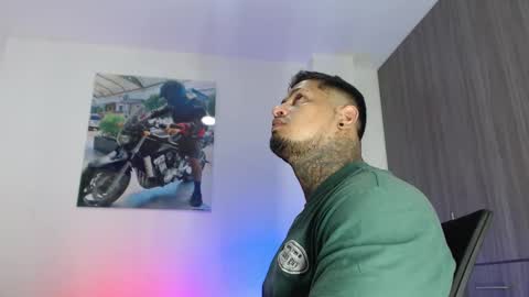 Snapshot of soy_apolo chatting on 3, 12, 2025 soy_apolo online show from 3, 12, 2025