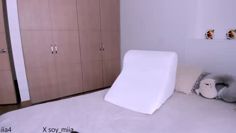 MIA online show from 27, 1, 2025