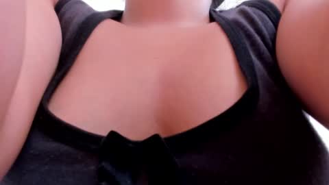 Naty online show from 11, 1, 2025