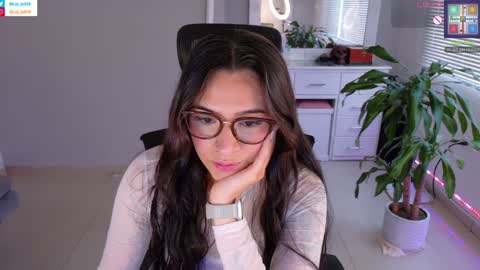 Luisa    online show from 25, 1, 2025