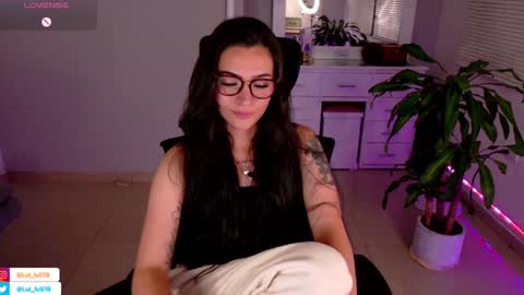 Luisa    online show from 3, 2, 2025