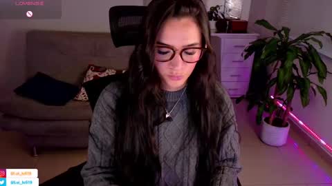 Luisa    online show from 12, 2, 2025