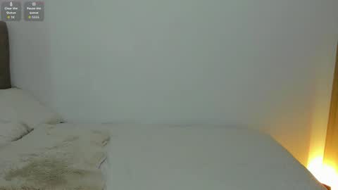 Instagram Soyamandaa  1 online show from 5, 12, 2025