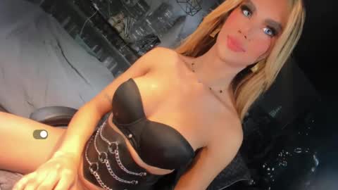 Snapshot of soysabrinathebest chatting on 13, 9, 2025 soysabrinathebest online show from 13, 9, 2025