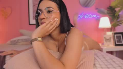 Snapshot of soysaraa_ chatting on 6, 3, 2025 Aleja online show from 6, 3, 2025