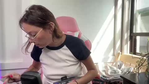 Snapshot of spacecowwhore chatting on 3, 10, 2025 Spacecow Whore online show from 3, 10, 2025