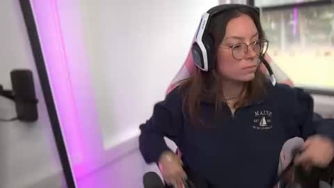 Snapshot of spacecowwhore chatting on 12, 10, 2025 Spacecow Whore online show from 12, 10, 2025