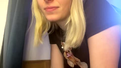 Spacegirl online show from 28, 12, 2024