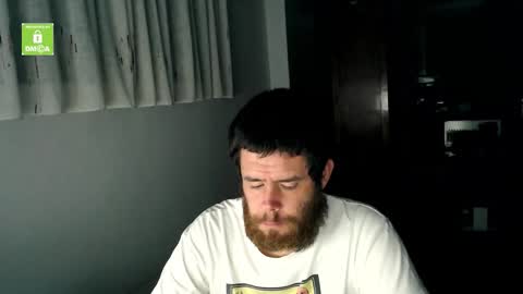 Snapshot of spanishboytenerife chatting on 1, 12, 2025 spanish online show from 1, 12, 2025