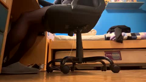 Snapshot of spanishcd chatting on 1, 12, 2025 spanishcd online show from 1, 12, 2025