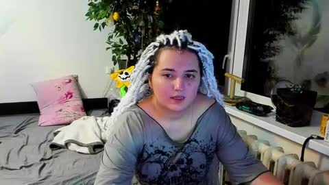 Snapshot of spanking_girls chatting on 5, 1, 2025 Evgenia online show from 5, 1, 2025