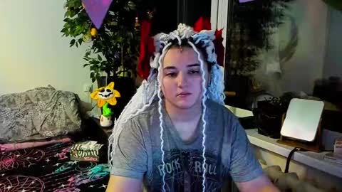 Snapshot of spanking_girls chatting on 7, 1, 2025 Evgenia online show from 7, 1, 2025