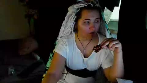 Snapshot of spanking_girls chatting on 21, 1, 2025 Evgenia online show from 21, 1, 2025