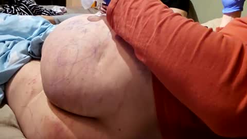 Snapshot of spankinggirl chatting on 24, 1, 2025 spankinggirl online show from 24, 1, 2025