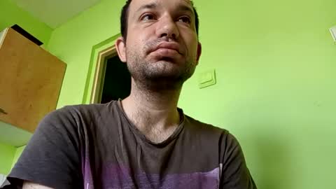Snapshot of sparei7 chatting on 7, 4, 2026 Snaiky online show from 7, 4, 2026