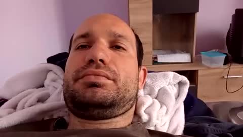 Snapshot of sparei7 chatting on 9, 4, 2026 Snaiky online show from 9, 4, 2026