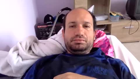 Snapshot of sparei7 chatting on 20, 4, 2026 Snaiky online show from 20, 4, 2026