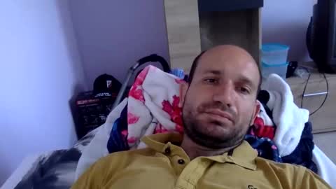 Snapshot of sparei7 chatting on 25, 5, 2026 Snaiky online show from 25, 5, 2026