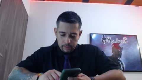     online show from 23, 12, 2025