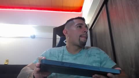     online show from 14, 1, 2026