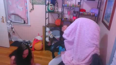 Snapshot of spawnofademon chatting on 15, 11, 2025 spawnofademon online show from 15, 11, 2025