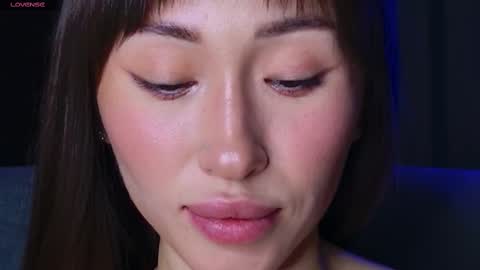 Nicole online show from 27, 2, 2025