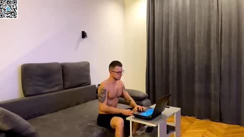 Alex online show from 11, 11, 2025