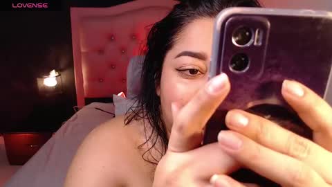 Renata Roman online show from 10, 2, 2025