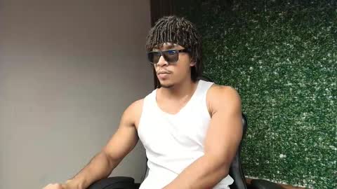 Snapshot of spent_0 chatting on 15, 12, 2025 spent_0 online show from 15, 12, 2025