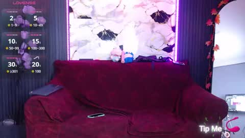    online show from 25, 10, 2025