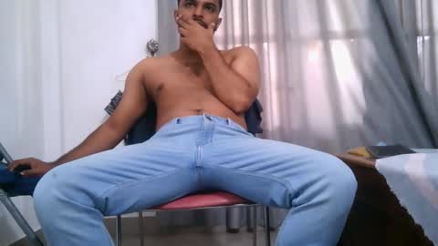 Snapshot of spicybuoy chatting on 30, 9, 2025 spicybuoy online show from 30, 9, 2025