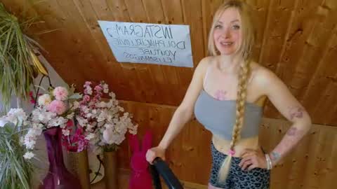 Snapshot of spicyeli chatting on 24, 6, 2026 Eli online show from 24, 6, 2026
