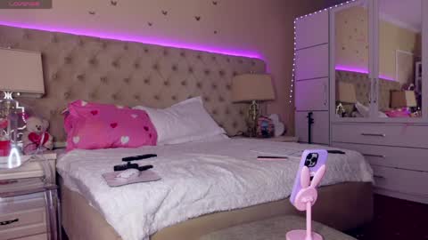 Alicia online show from 2, 4, 2026