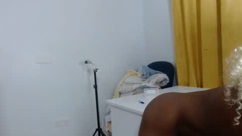 Snapshot of spicyshante chatting on 5, 1, 2026 Shante online show from 5, 1, 2026